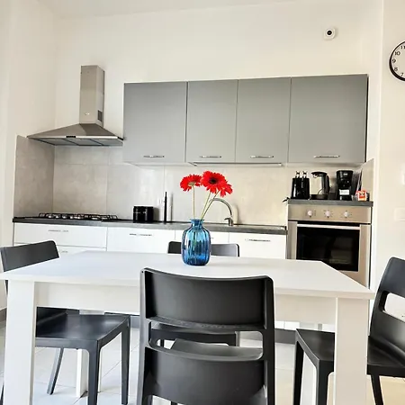 Zu Pino Apartament *